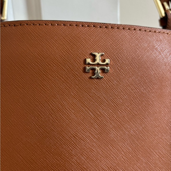 Tory Burch Brown Saffiano Leather Tote Bag 🤩 - Picture 4 of 10